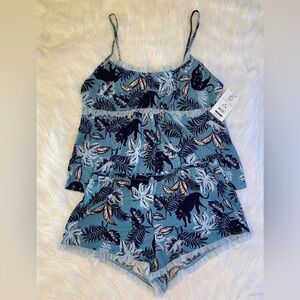 Secret Treasures Pajamas Women Size Medium Blue Floral Two Piece Cami Shorts Set